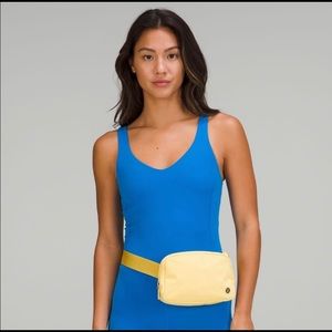 New with tags Everywhere belt bag - lululemon